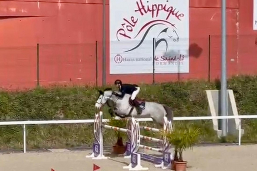 Joy du Mesnildot brille &agrave; Saint-L&ocirc;